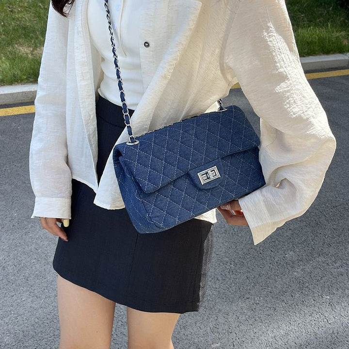 DENIM CHIC