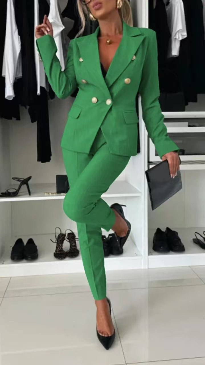 Tailleur Iconique Slim Élégance