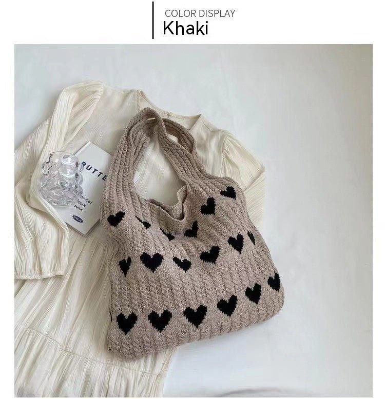 ROSÉLINE – SAC HEARTKNIT À MOTIFS CŒURS