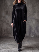 Margot robe longue en velours noire – vue de face