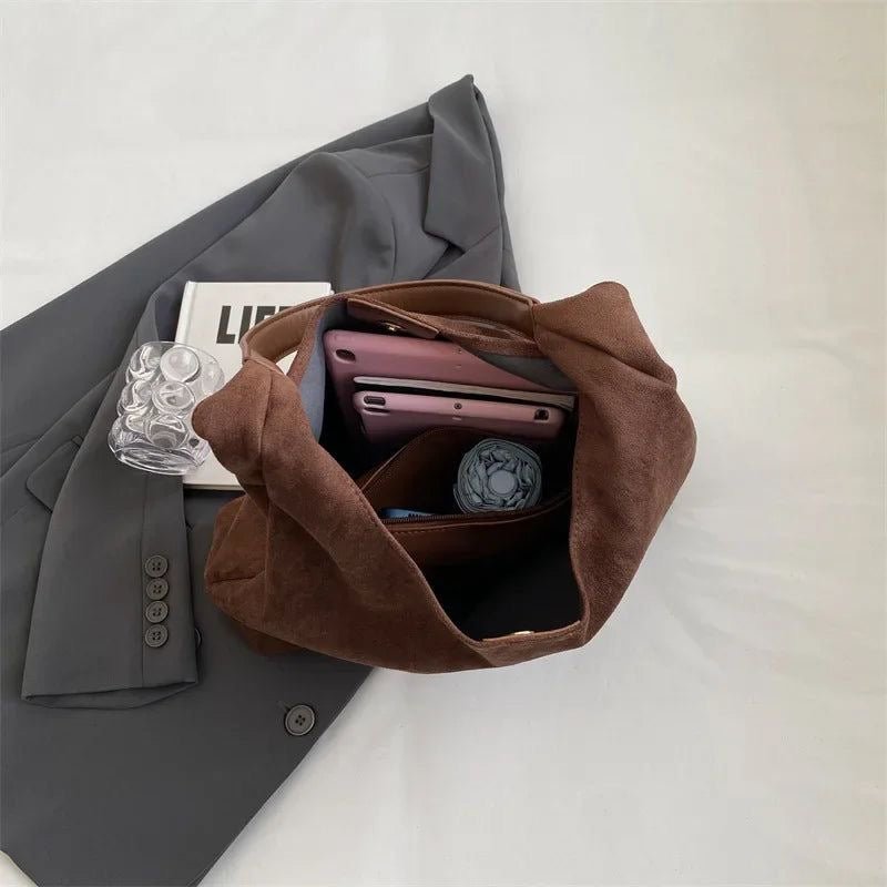 DANA – LE SAC FOURRE-TOUT EN DAIM