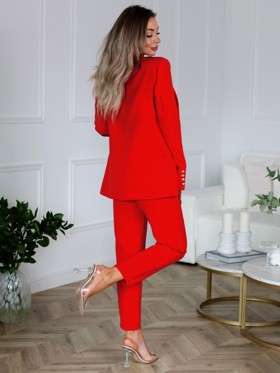 Tailleur Iconique Slim Élégance
