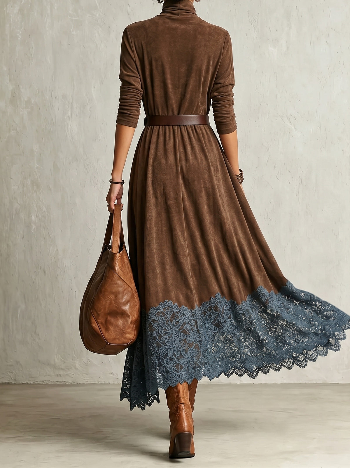 Odette robe longue effet daim marron – vue de dos