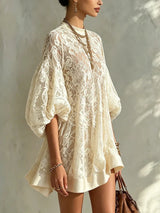 Rosalie™ | Robe courte oversize en dentelle