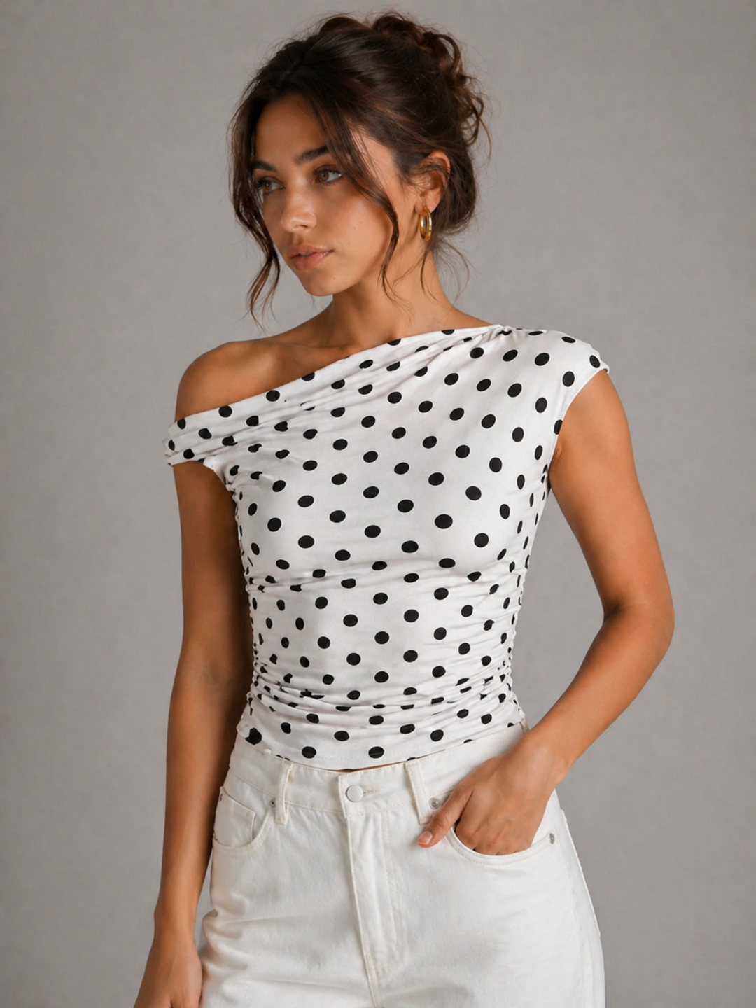 POLKA – TOP ASYMÉTRIQUE À POIS