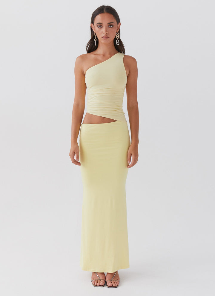 CHLOÉ NOIRE – ROBE LONGUE ASYMÉTRIQUE